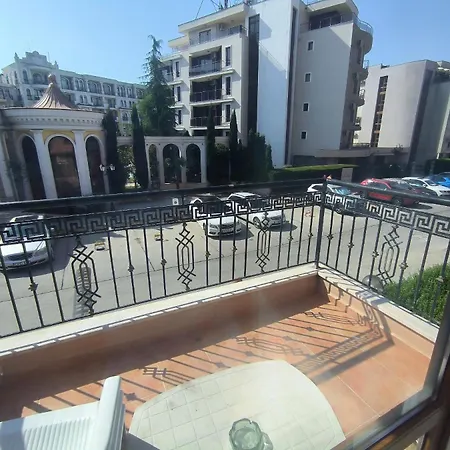 In Kassandra Complex